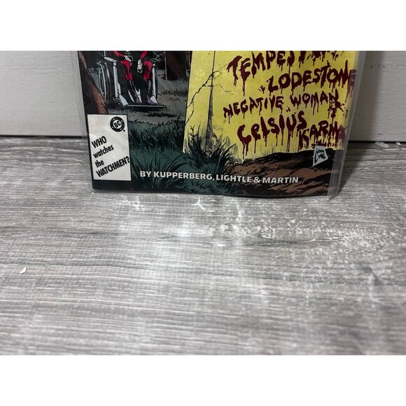 The Doom Patrol #5 DC Comics Book Paperback 1987-1995 - Picture 2 of 5